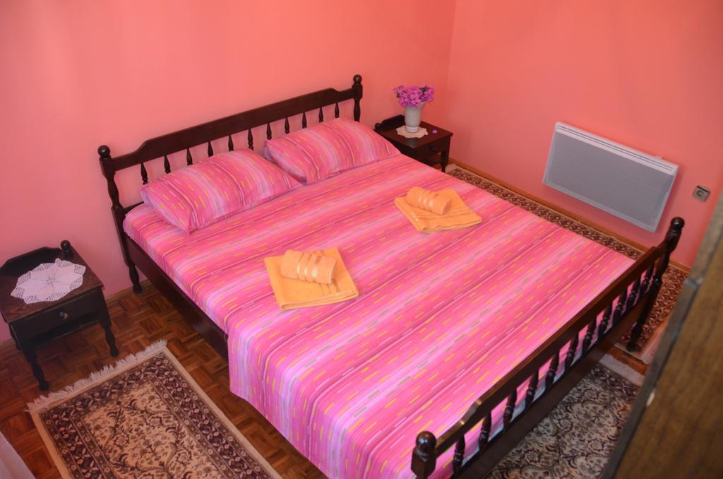 Apartment Dragovic Ulcinj Esterno foto